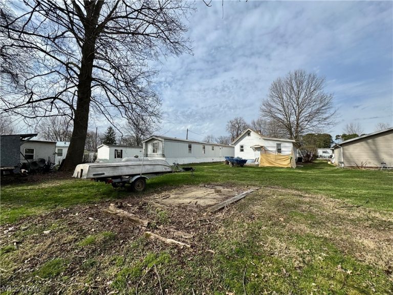969 Linn Street, Coshocton, OH - Photo 8