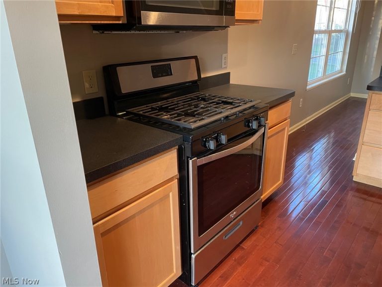 4440 Sexton Road, Cleveland, OH - Photo 8