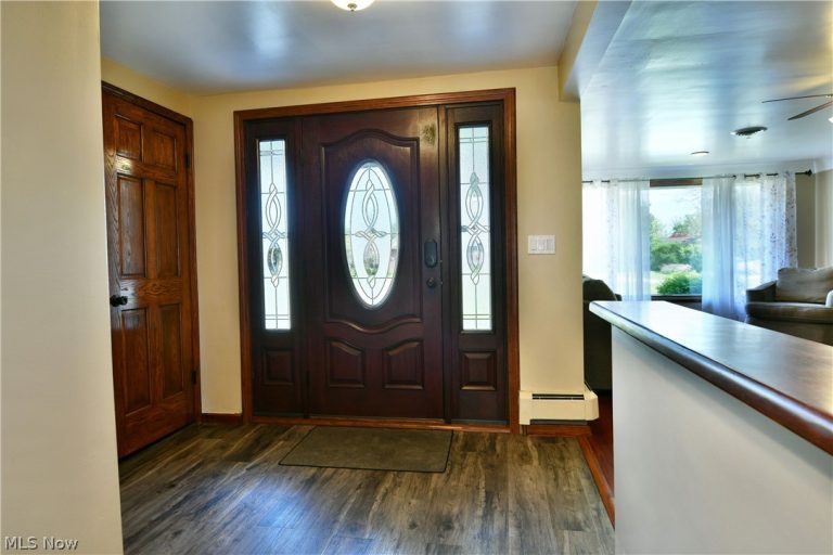 3210 Halsey Drive, Warren, OH - Photo 6