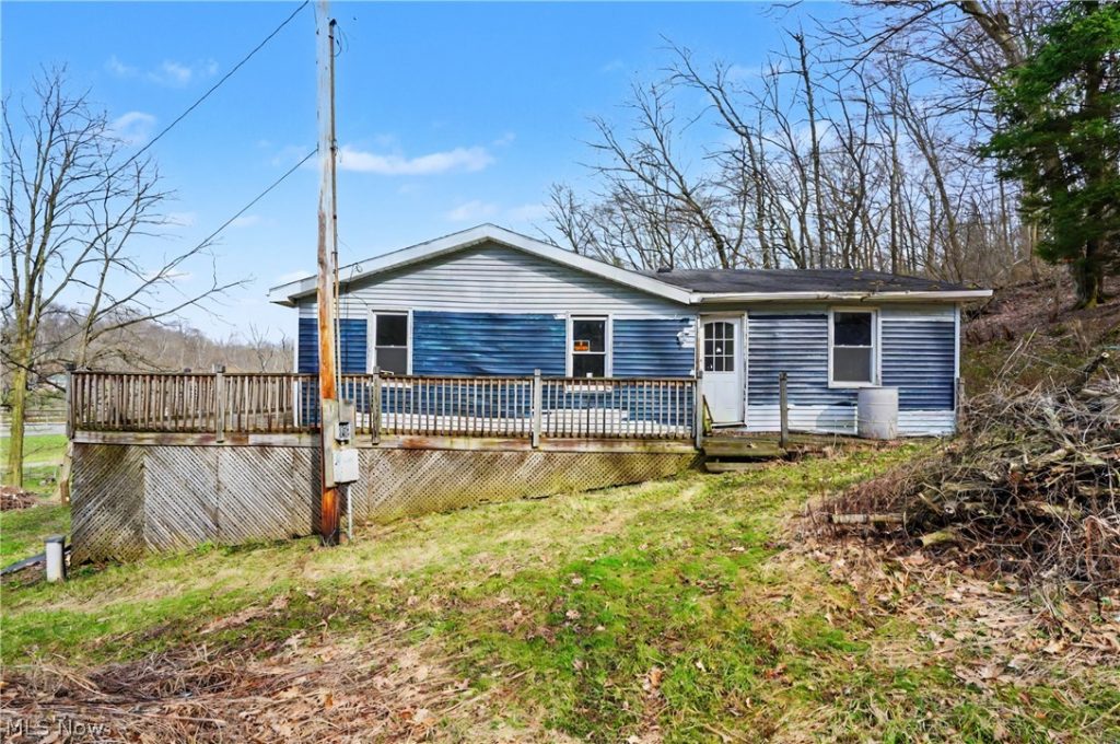 8177 West Road, Salem, OH