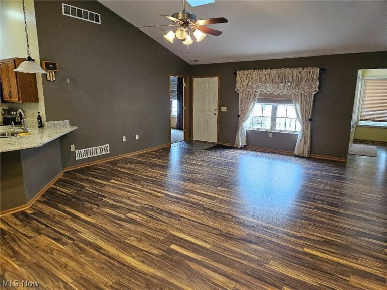 2585 Barnstone Avenue, Canton, OH - Photo 4