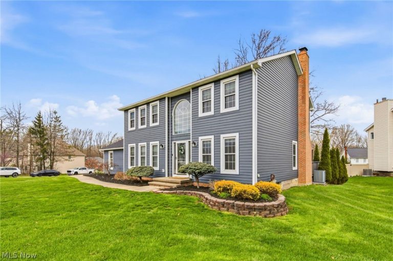 7891 Frontier Drive, Mentor, OH - Photo 2