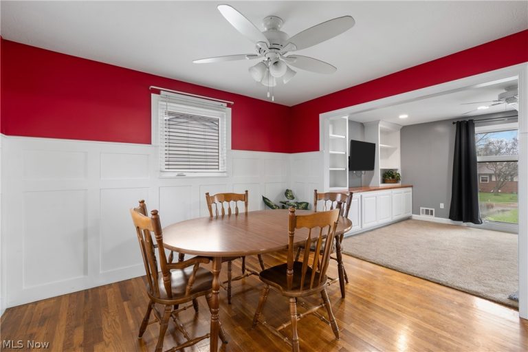 366 Lansing Road, Akron, OH - Photo 8