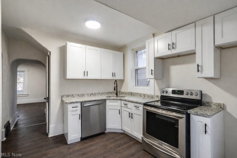 13 Alfaretta Avenue, Akron, OH - Photo 3