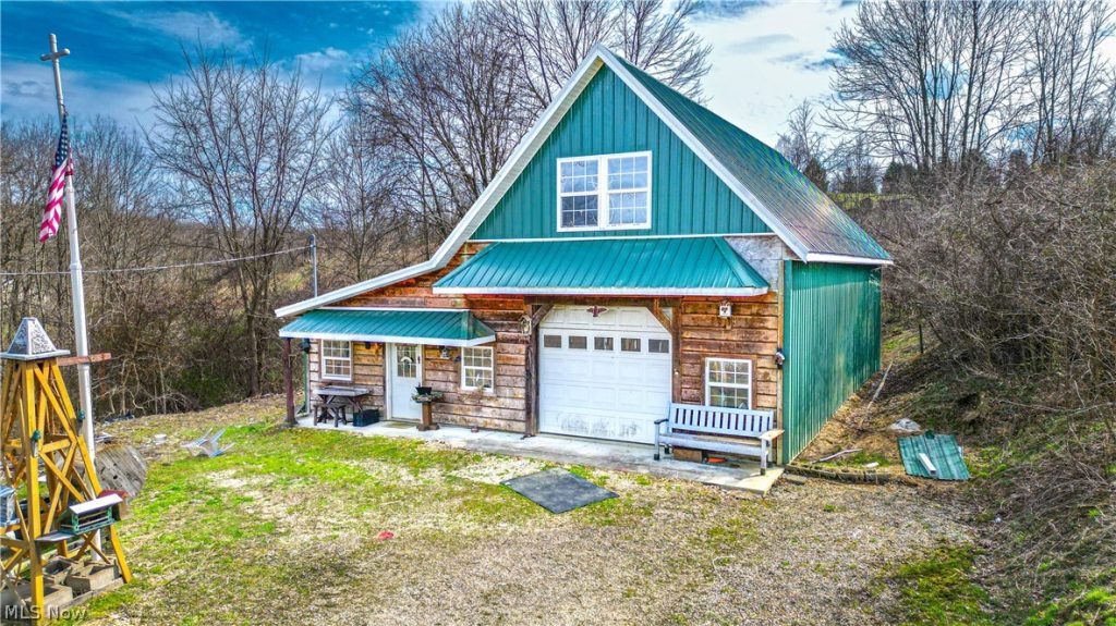 9520 Mcglade School Road, Dresden, OH