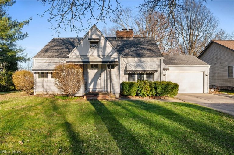 2809 Stark Drive, Willoughby Hills, OH, 44094