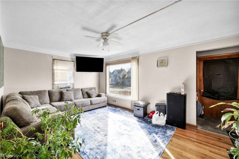 14001 Christine Avenue, Cleveland, OH - Photo 6