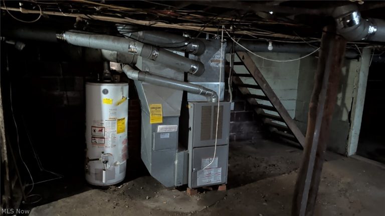 1857 Maple Avenue, Canton, OH - Photo 7