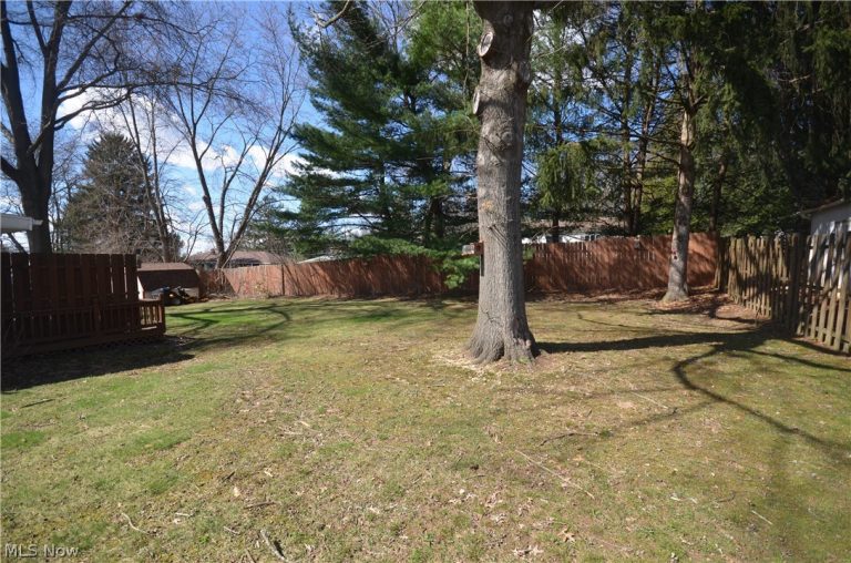 264 High Point Circle, Tallmadge, OH - Photo 3