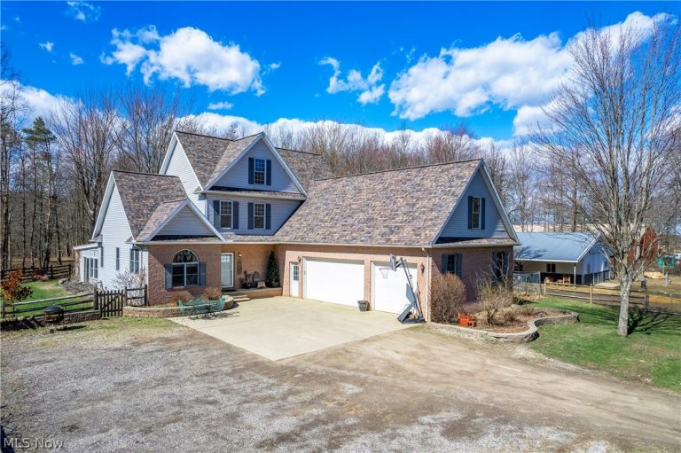 15120 State Route 83 Road, Grafton, OH, 44044