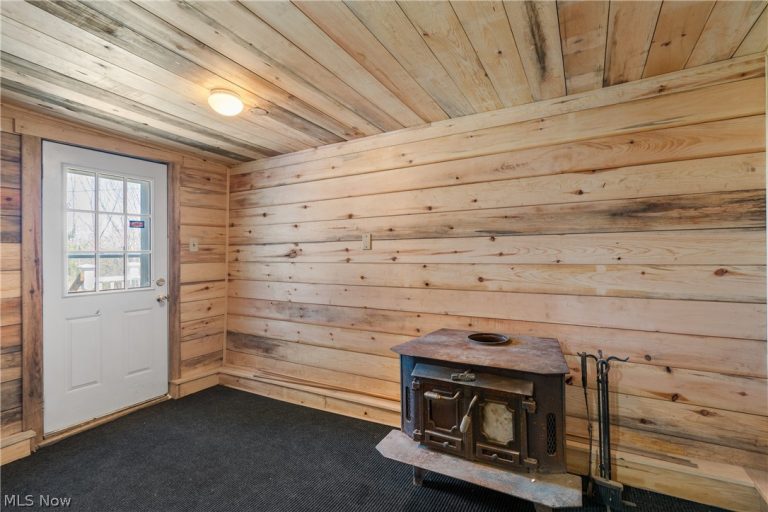 2523 Sherr Avenue, Canton, OH - Photo 4