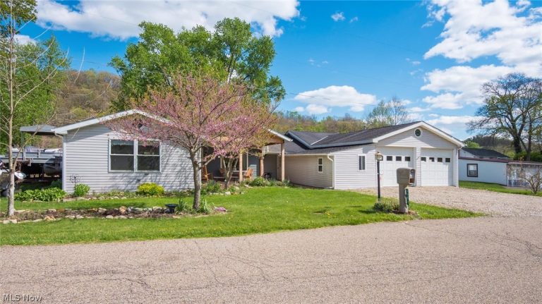 3480 Riverside Airport Drive, Zanesville, OH, 43701