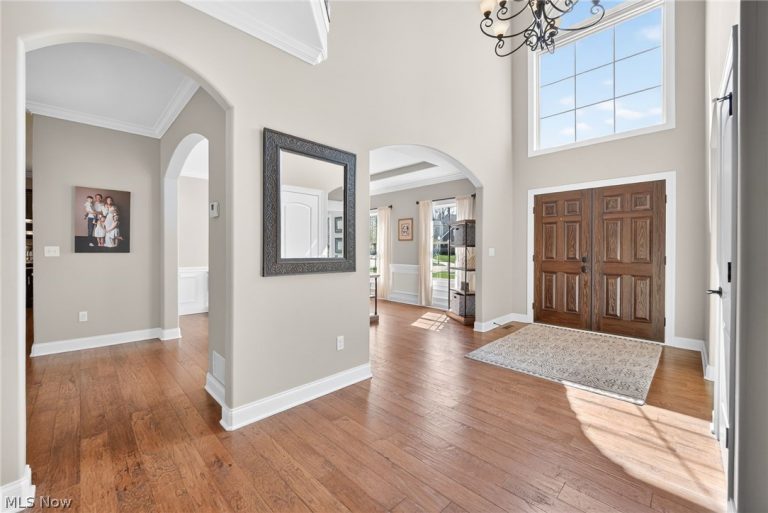 1215 Springbury Drive, Uniontown, OH - Photo 3