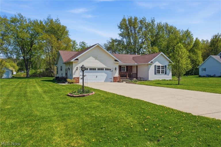 7288 Fieldstone Avenue, Conneaut, OH, 44030