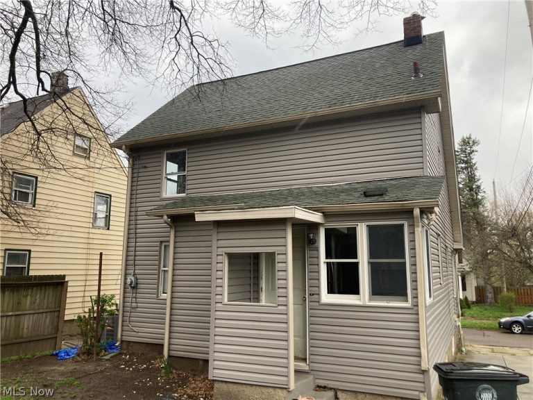 1499 Beardsley Street, Akron, OH - Photo 3