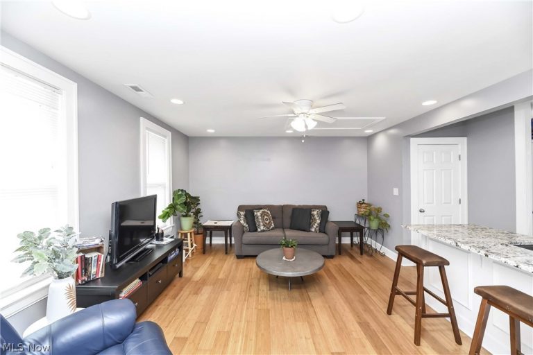 3617 Siam, Cleveland, OH - Photo 2