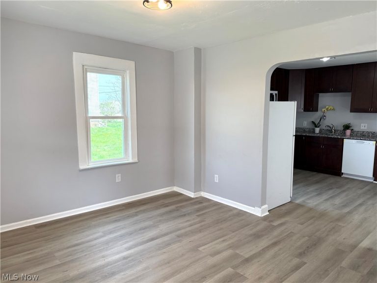 3143 104th Street, Cleveland, OH - Photo 5