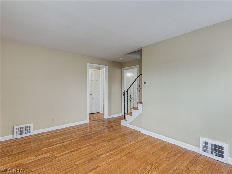 15606 Scottsdale Boulevard, Shaker Heights, OH - Photo 6