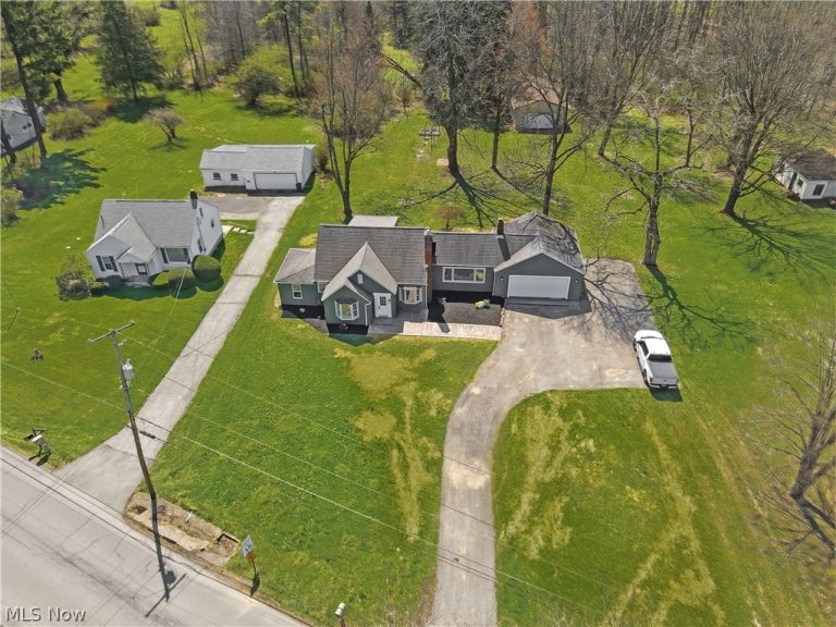 5606 Mount Everett Road, Hubbard, OH - Photo 4