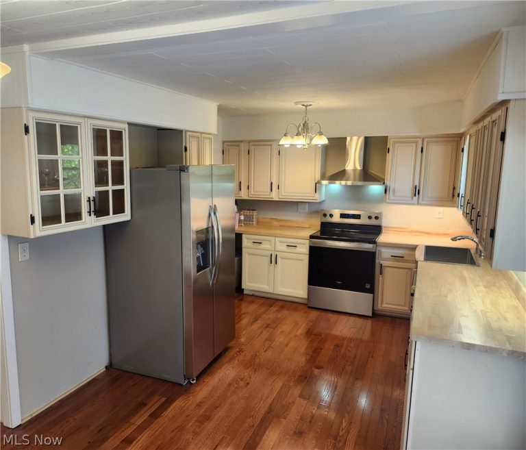 141 Sycamore Street, Mingo Junction, OH - Photo 6