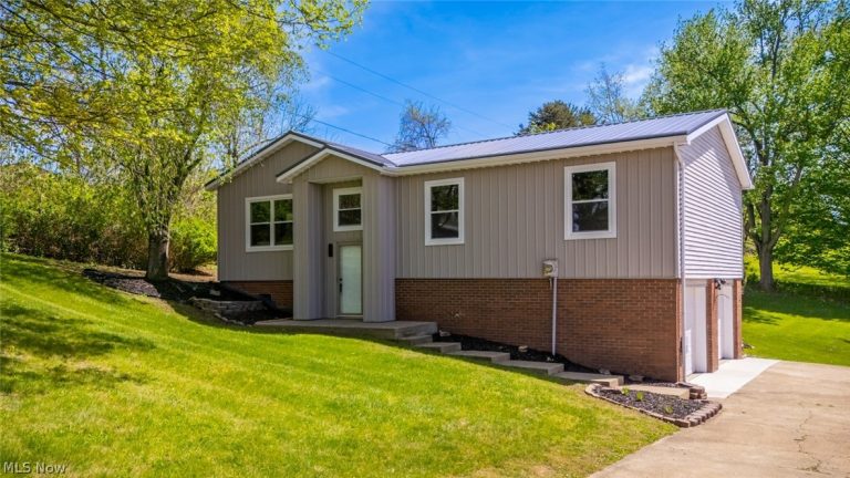 46730 Almar Lane, St Clairsville, OH - Photo 2
