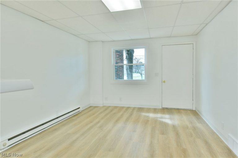 401 Williams Street, Niles, OH - Photo 3