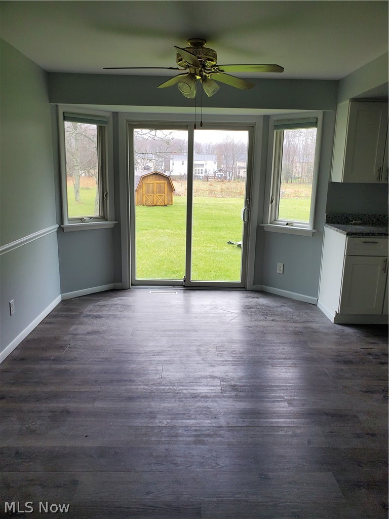 10755 Albion Road, North Royalton, OH - Photo 6