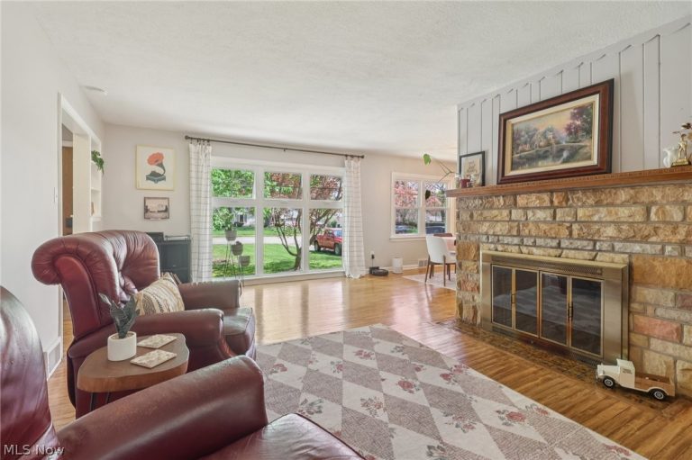 162 Hawkins Avenue, Akron, OH - Photo 8