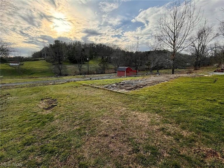 Veterans Boulevard, Chester, WV - Photo 6