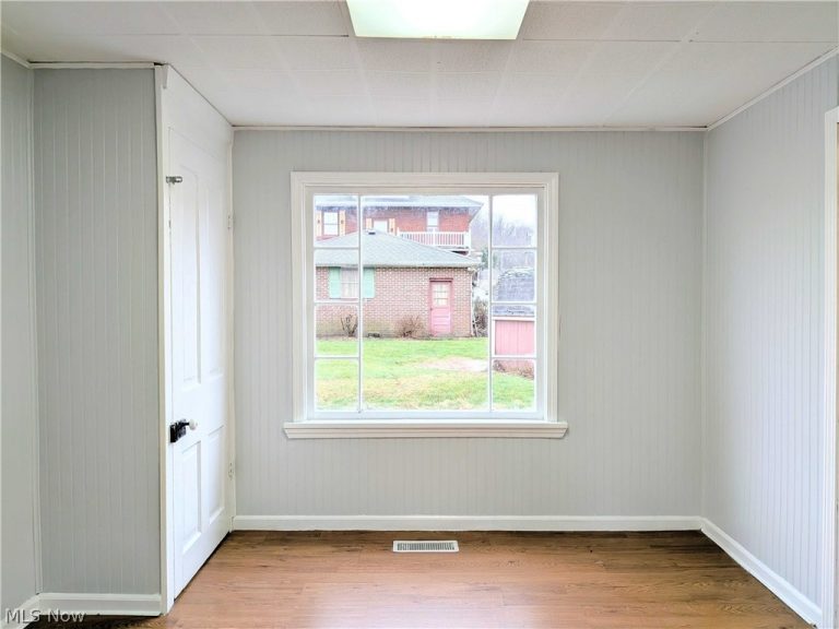117 Market Street, Waynesburg, OH - Photo 8