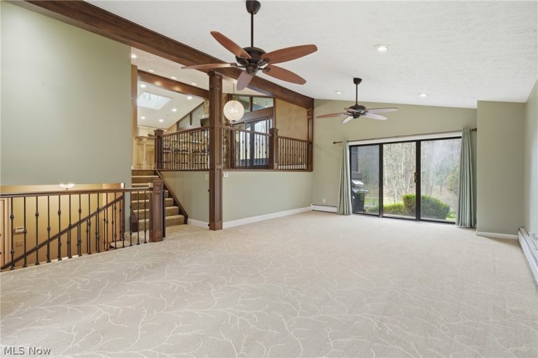 9715 Stafford Road, Chagrin Falls, OH - Photo 6