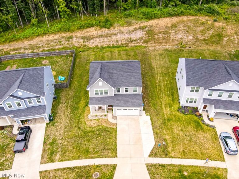 1678 Duncan Way, Streetsboro, OH - Photo 5