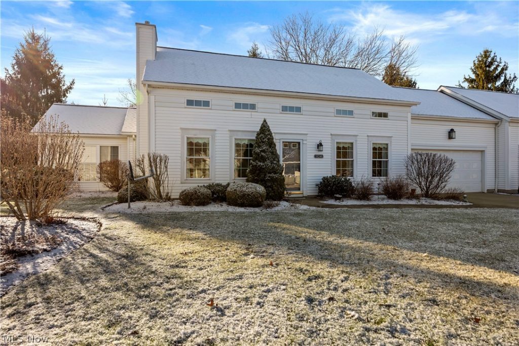 10248 Brighton Circle, Twinsburg, OH