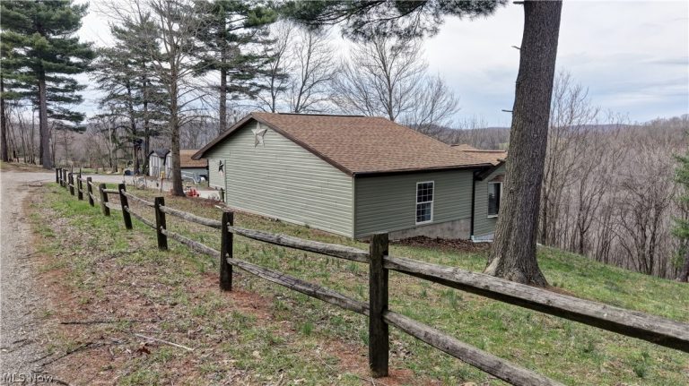 5931 Beagle Club Road, Newcomerstown, OH - Photo 8