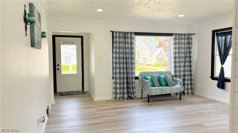 3321 Ralph Avenue, Cleveland, OH - Photo 2