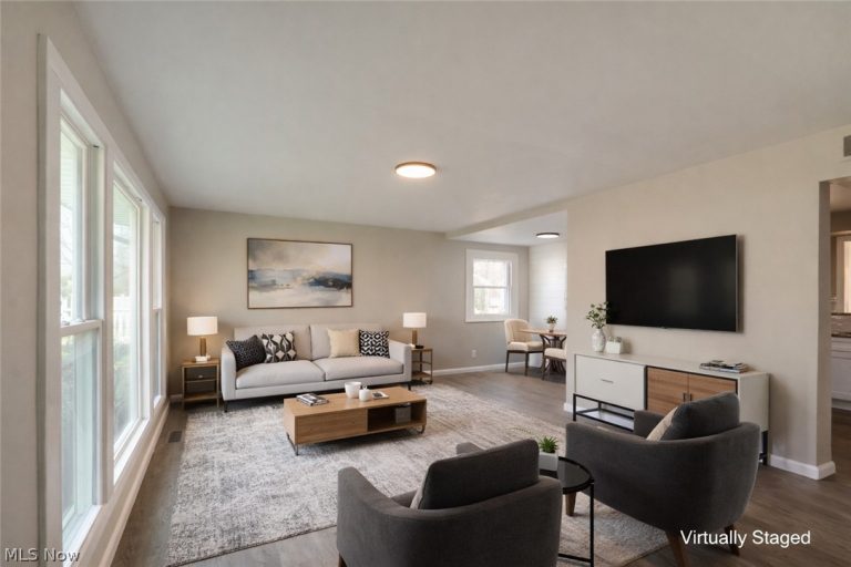 3423 Bailey Road, Cuyahoga Falls, OH - Photo 6