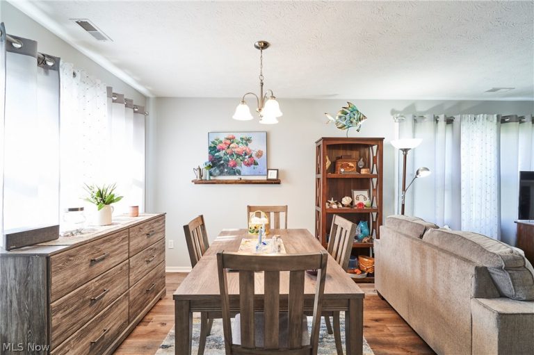 329 Spruce Street, Barberton, OH - Photo 5