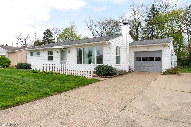 1432 Keuper Boulevard, Massillon, OH - Photo 2