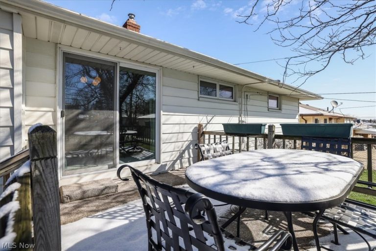 2915 Friar Drive, Parma, OH - Photo 6