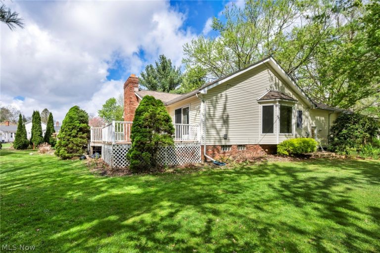 8750 Evergreen Drive, Mentor, OH - Photo 5