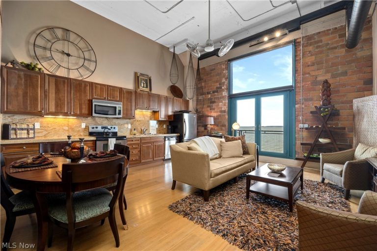 401 Shoreline Drive #261, Sandusky, OH - Photo 4
