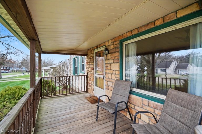 1852 Fairview Court, Salem, OH - Photo 2