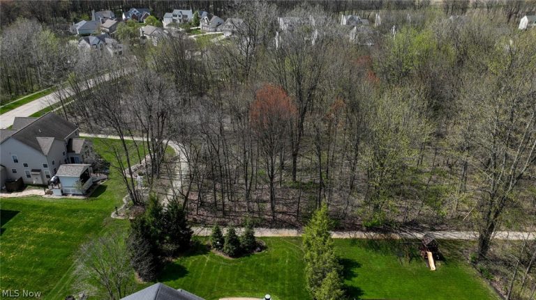 980 Queens Gate Way, Wadsworth, OH - Photo 6