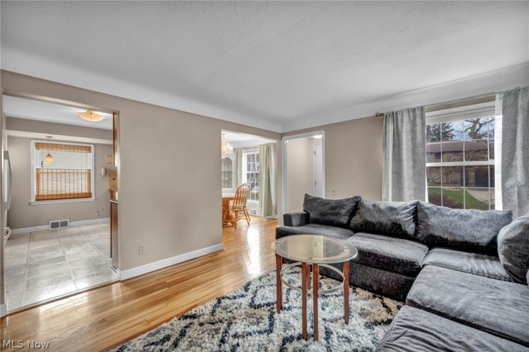 4098 Ridgeview Road, Cleveland, OH - Photo 6