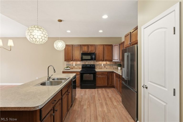 50 Quartz Avenue, Peninsula, OH - Photo 6