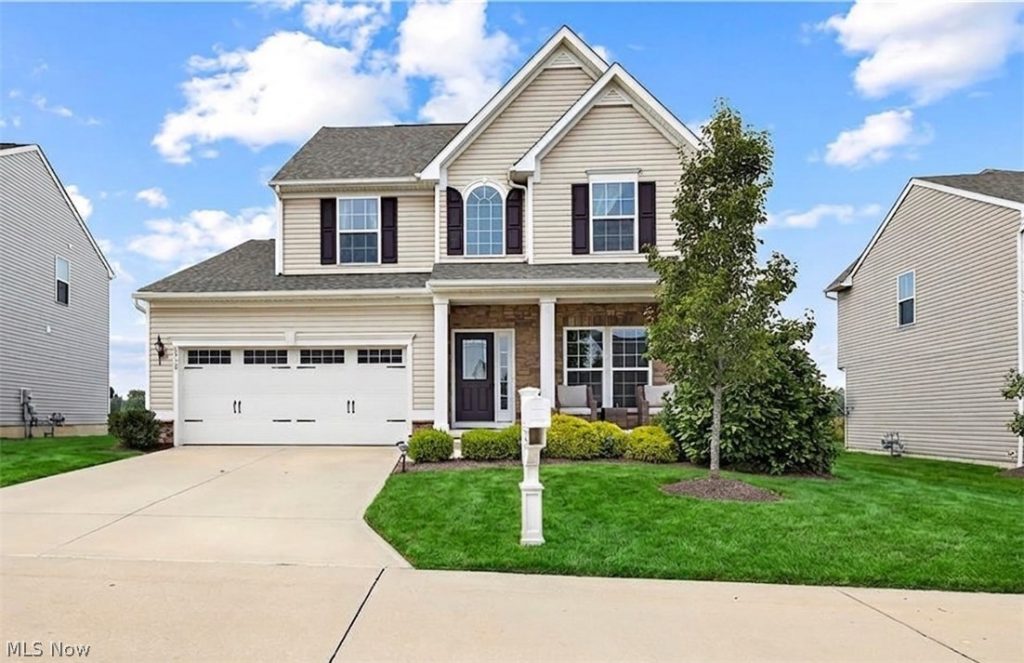 6530 Wisteria Lane, Medina, OH