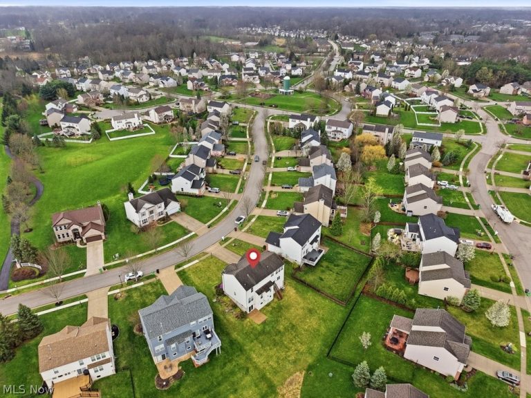 4855 Bratton Court, Stow, OH - Photo 5