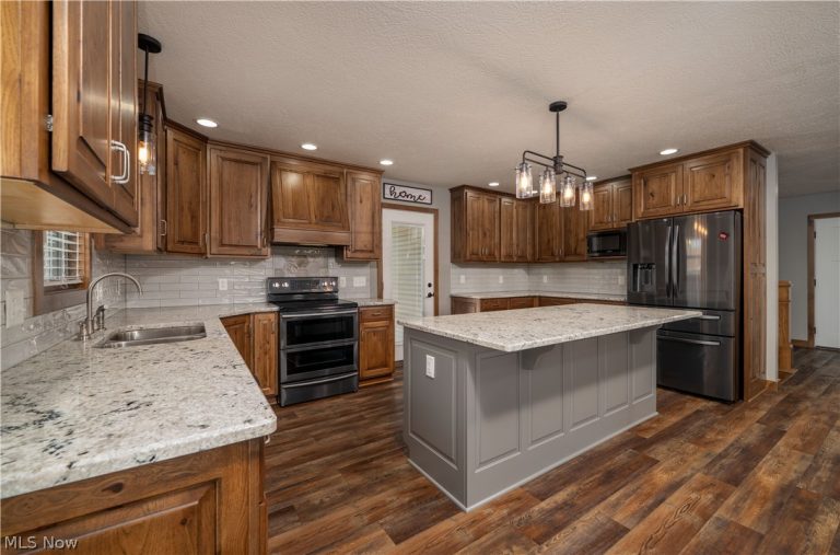3515 Eastport Road, Dennison, OH - Photo 8