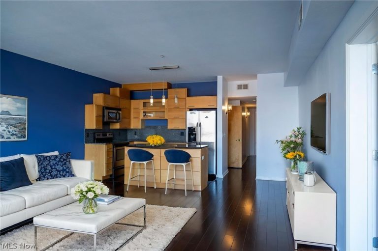 1237 Washington Avenue #507, Cleveland, OH - Photo 2