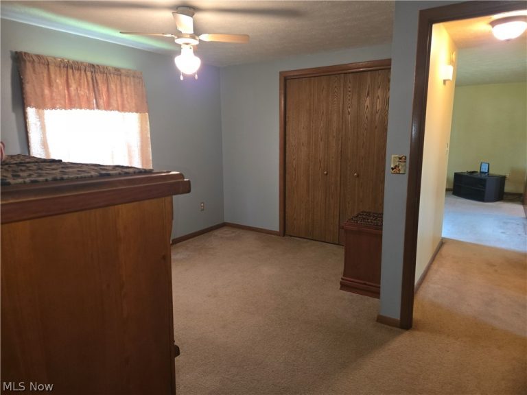 16763 Kinsman Road, Middlefield, OH - Photo 5